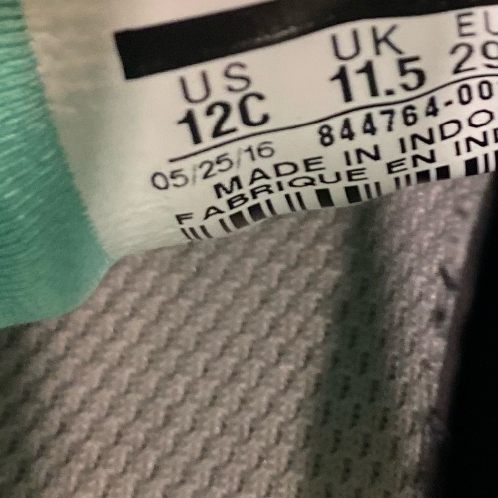 Nike Kids Presto size 12C - Picture 5 of 5